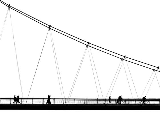 Frankfurt Bridge — Jezany Ihsan, Germany